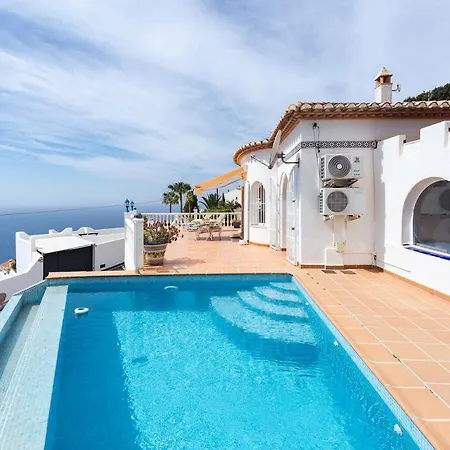 Semesterbostad Villa Amor *